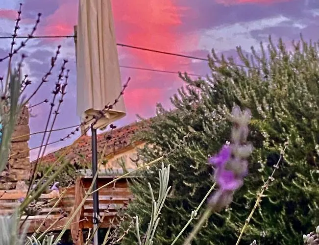 Lovrini Dvori * Brusici